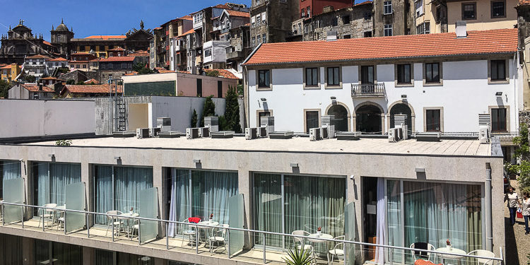 Flores Village - Hospedagem no Porto © Imagina na Viagem